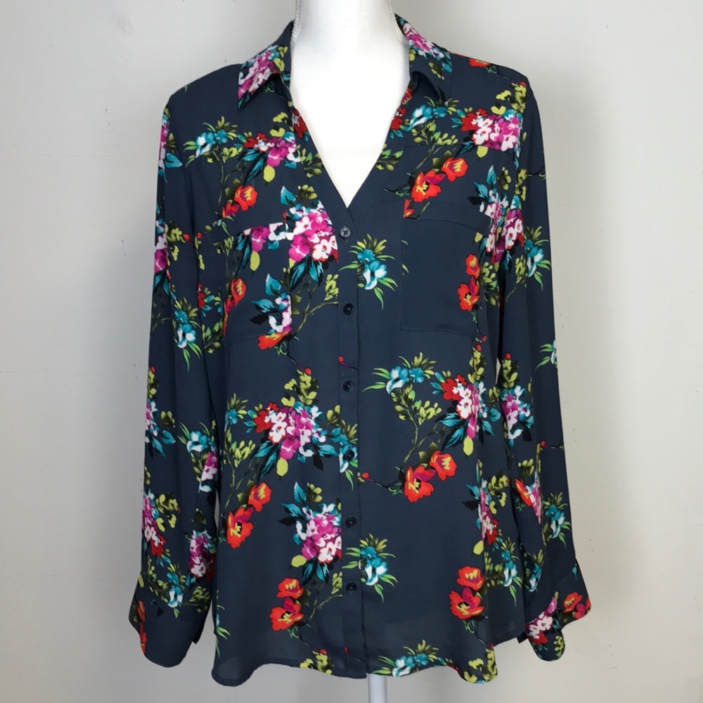 Express Women's Floral Grey Blouse Button Up